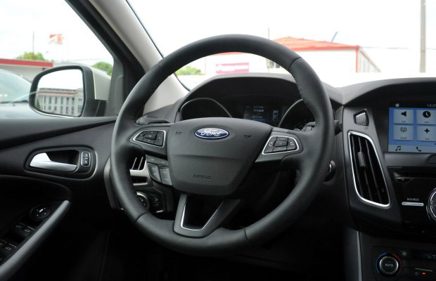 天娇集团图说新款福克斯运动型[新增CarPlay功能]