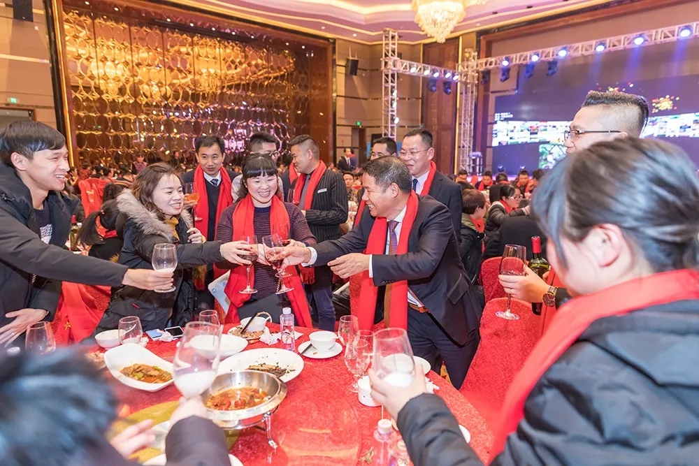 变革破局 拥抱未来——2018天娇集团春节联欢晚会