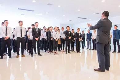 号角已响 雄鹰振翅