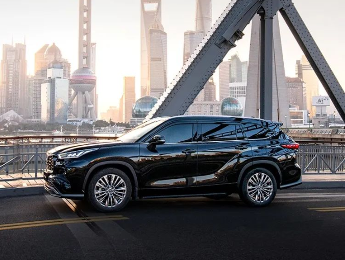 品人间百味，说百味人生，看“馋宗大师”沈宏非的蟹语人生